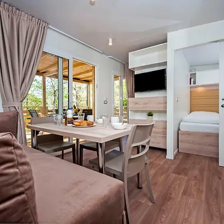Eurocamp Mobile Homes At Campsite Puntica 3* Funtana