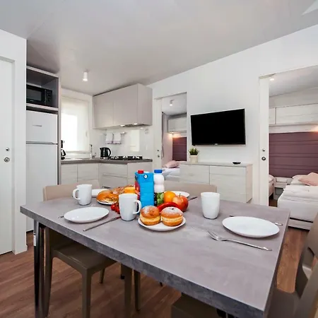 Eurocamp Mobile Homes At Campsite Puntica 3* Funtana