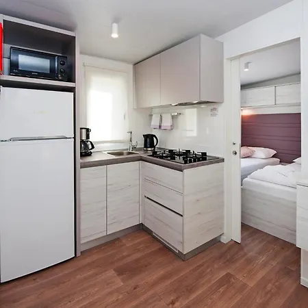 Eurocamp Mobile Homes At Puntica Feriepark Funtana